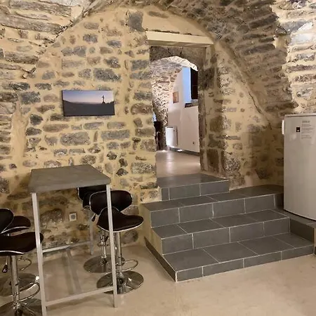 Logement Troglodyte Apartmán *